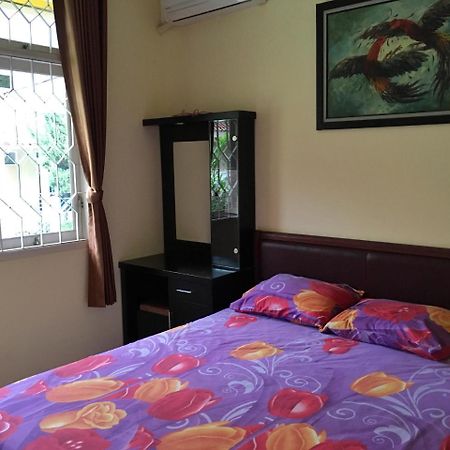 Cendana Mulia Hostel Bogor Exterior photo